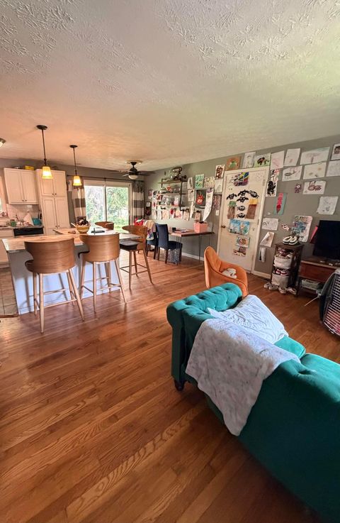 Tiny photo for 430 Xavier Street, Columbus, OH 43230 (MLS # 226024518)