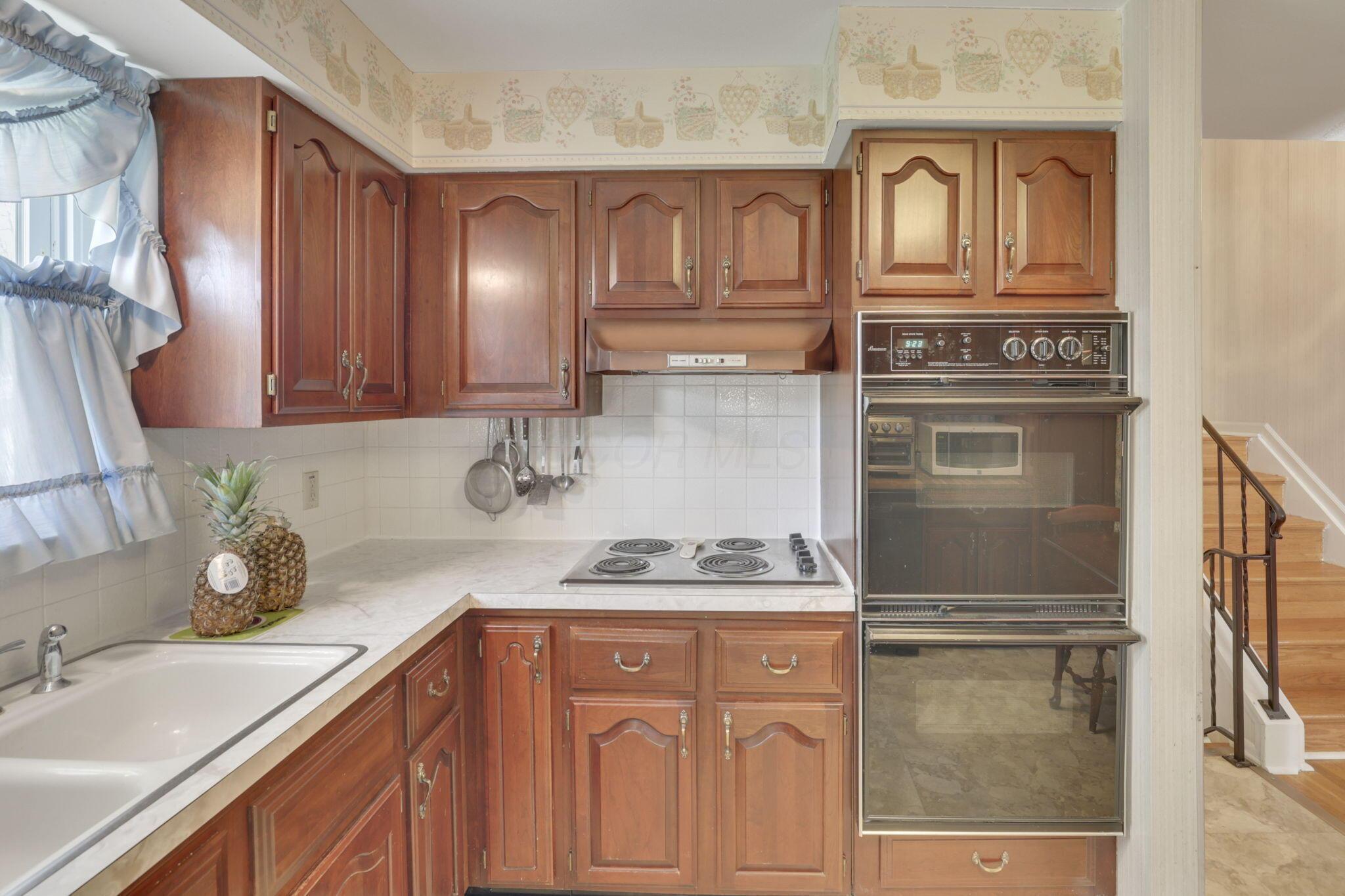 6693 Red Coach Lane, Reynoldsburg, Ohio image 18
