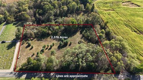 Photo of 00 Simmons Church Road, Centerburg, OH 43011 (MLS # 225037906)