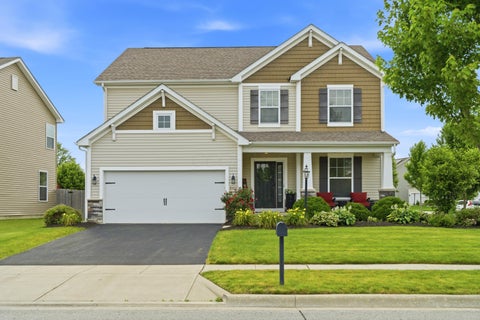 Photo of 3102 Wolfbirch Drive, Columbus, OH 43231 (MLS # 226021020)