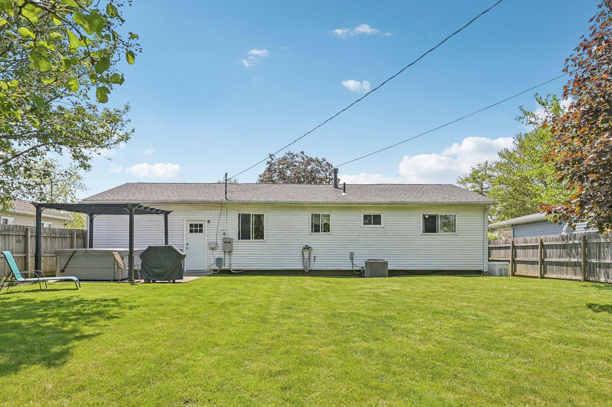 268 Southwood Road, West Jefferson, Ohio image 3