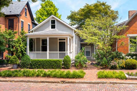 Photo of 870 Mohawk Street, Columbus, OH 43206 (MLS # 226032138)