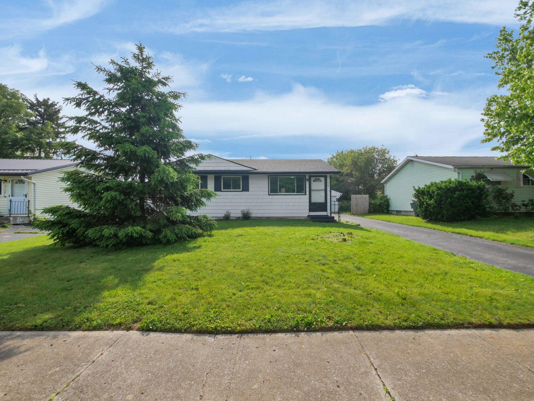 4702 Edinburgh Lane, Columbus, Ohio image 4