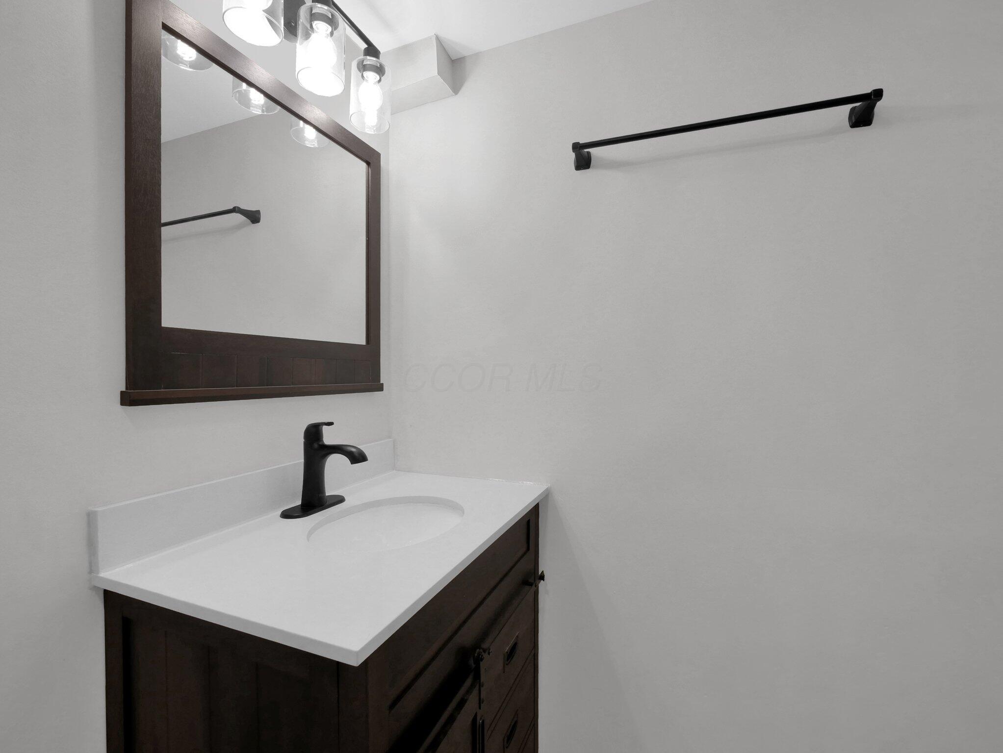 4702 Edinburgh Lane, Columbus, Ohio image 24