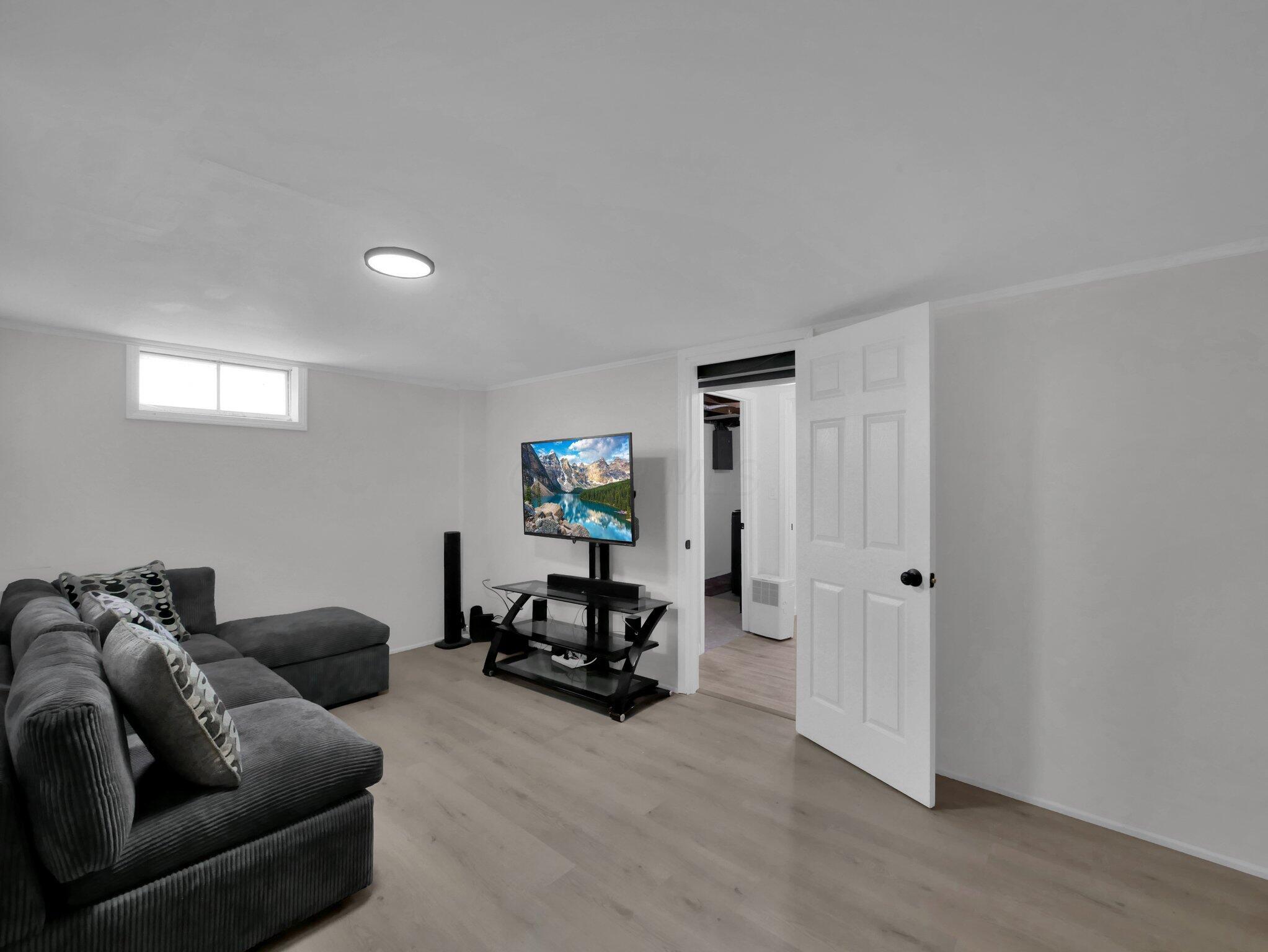 4702 Edinburgh Lane, Columbus, Ohio image 21