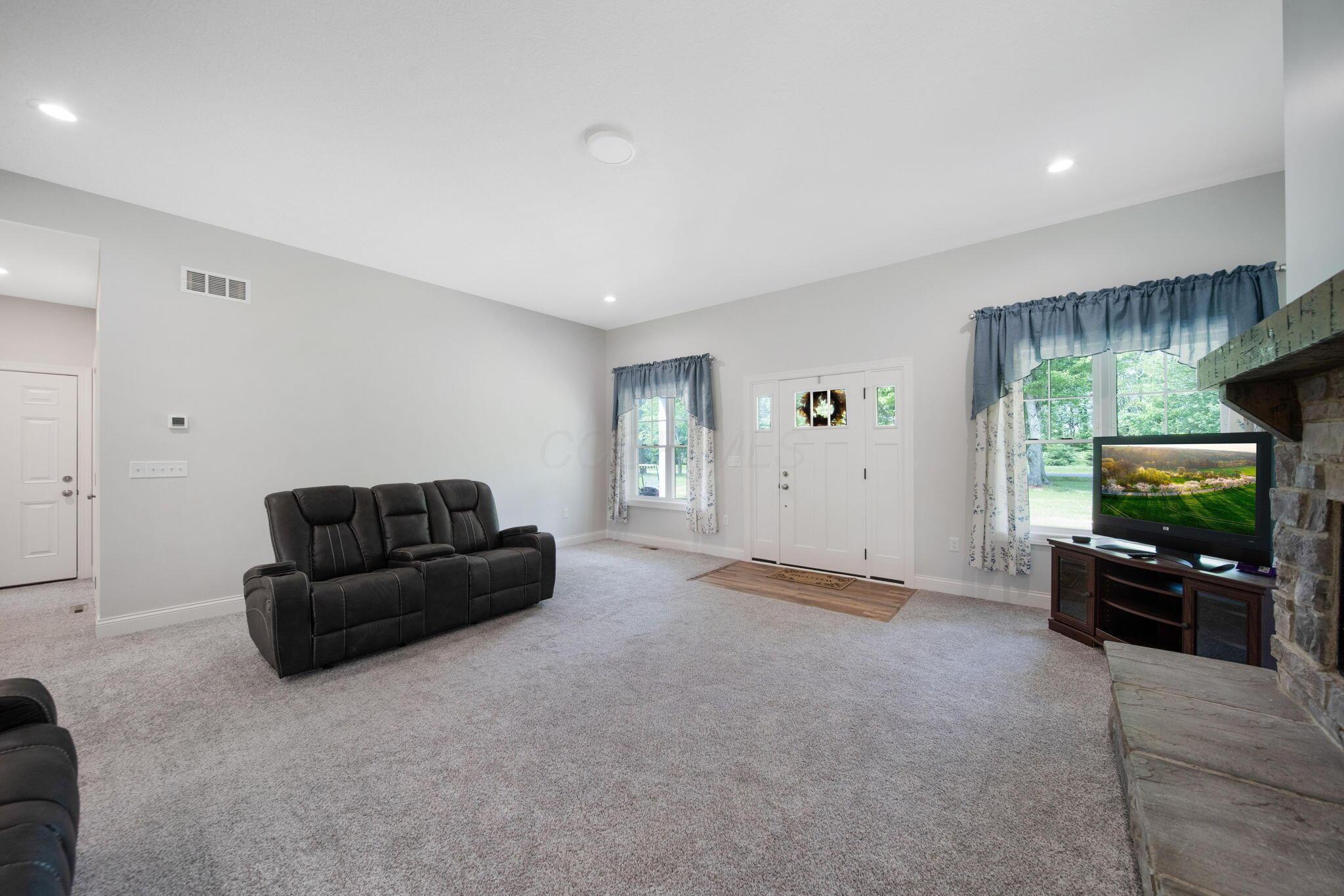 6016 Castle Road, Alexandria, Ohio image 28