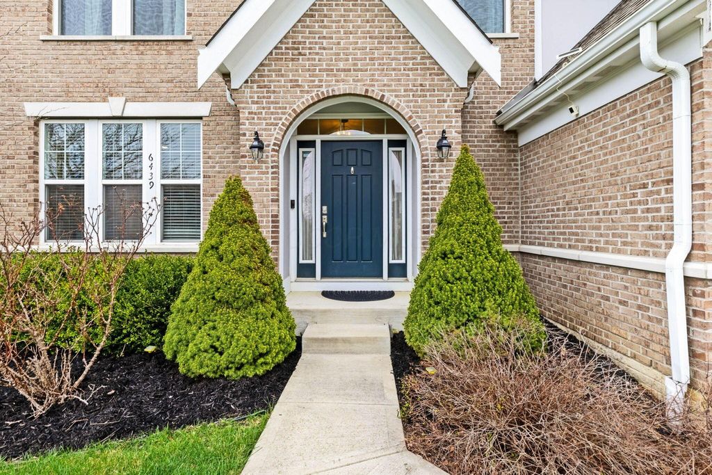 Photo of 6439 Streamside Drive, Galena, OH 43021 (MLS # 226010528)