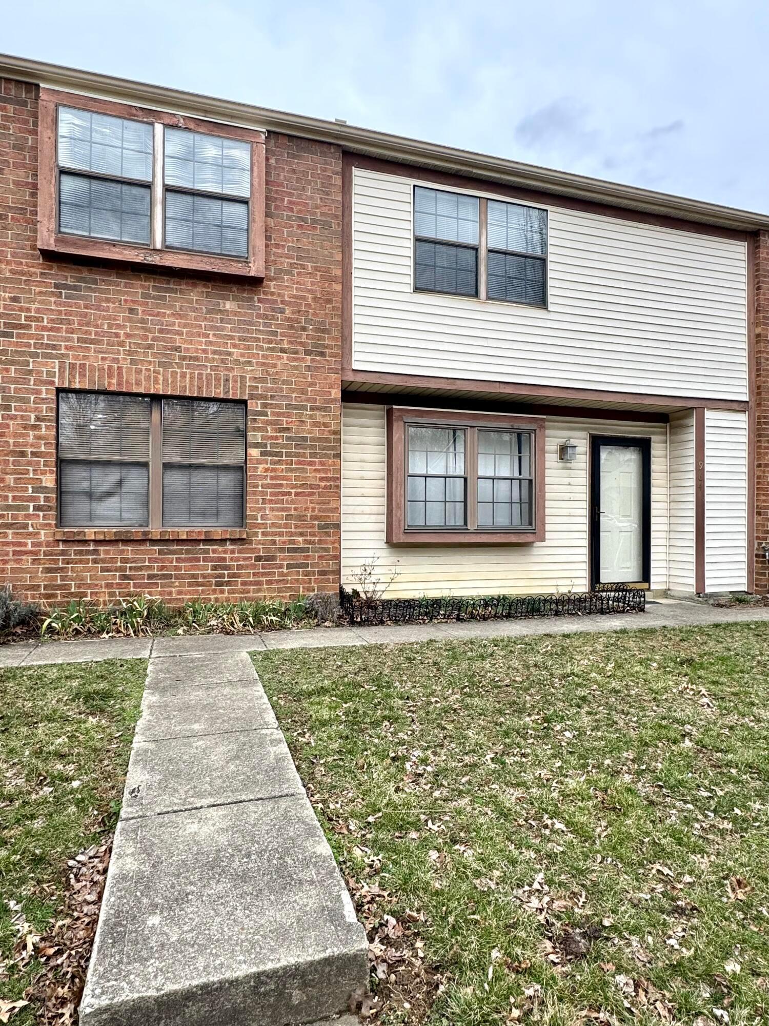 964 Cross Country Drive, Westerville, Ohio image 3