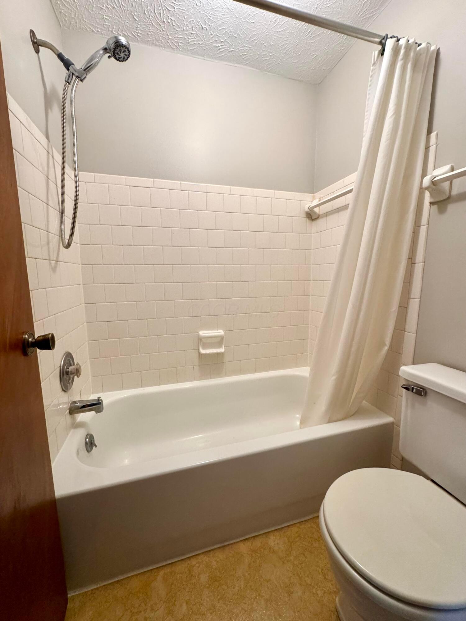 964 Cross Country Drive, Westerville, Ohio image 19