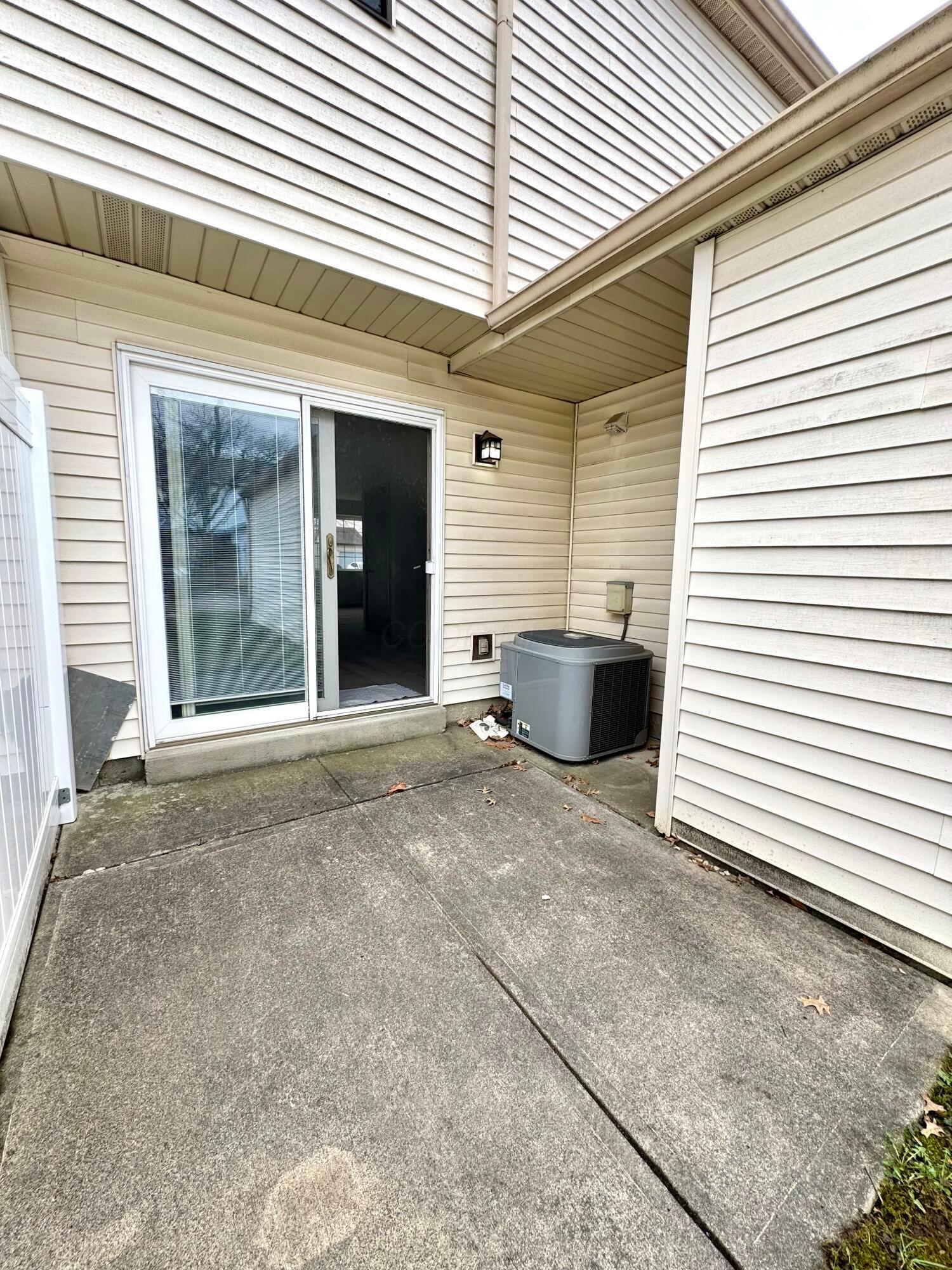 964 Cross Country Drive, Westerville, Ohio image 5