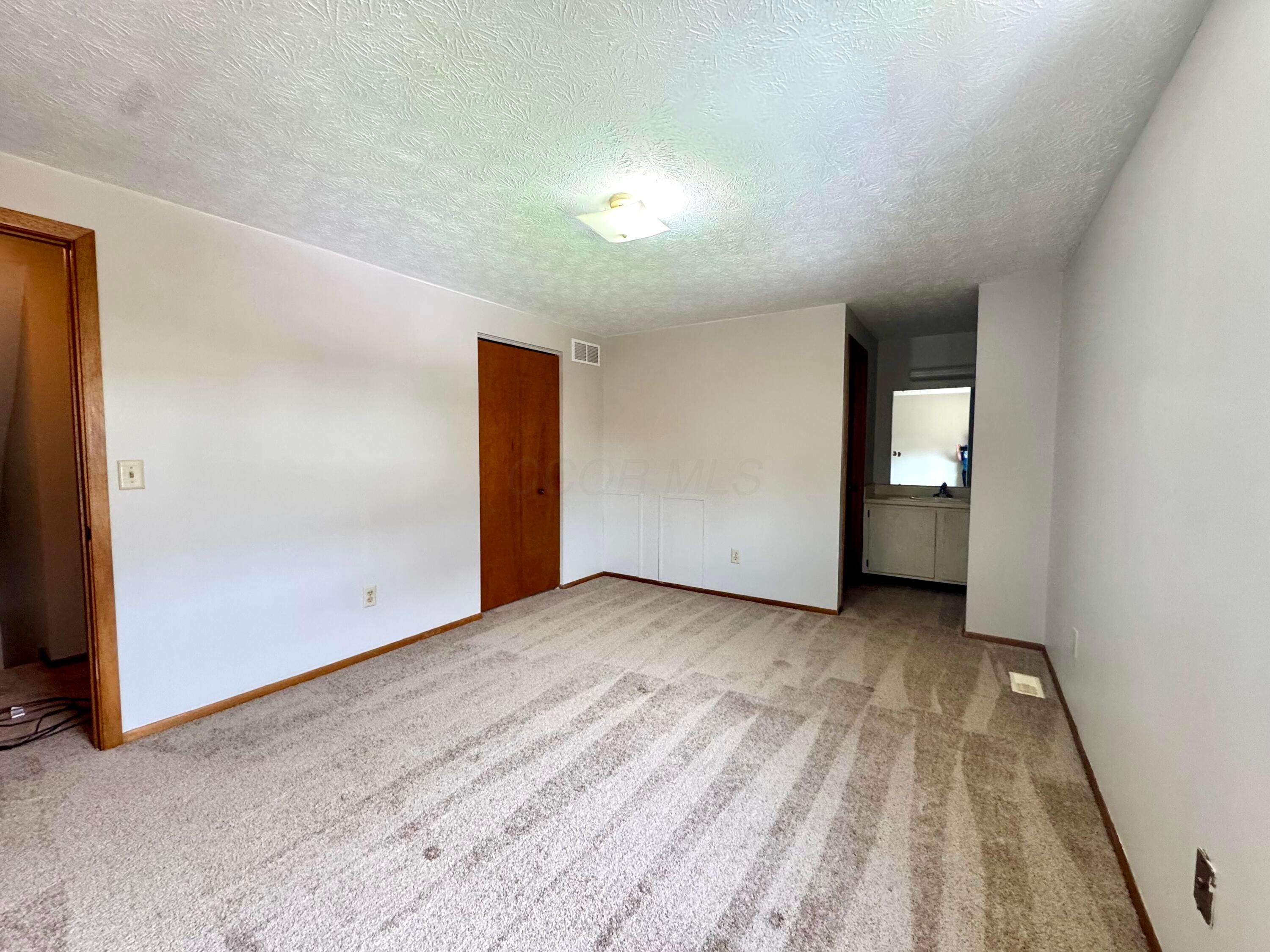 964 Cross Country Drive, Westerville, Ohio image 22