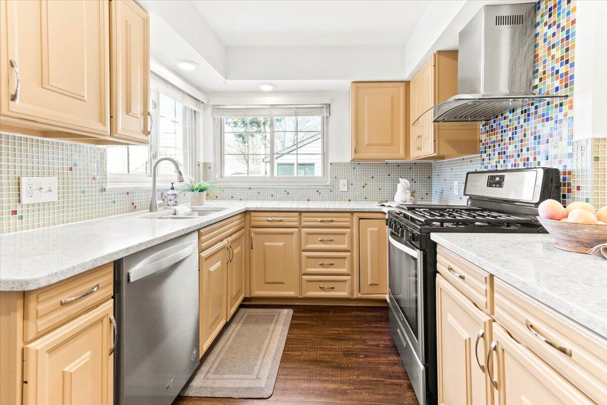 91 N Stanwood Road, Bexley, Ohio image 18