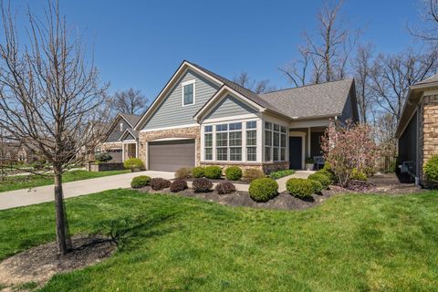 Photo of 3832 Southbury Drive, Powell, OH 43065 (MLS # 226011963)