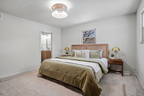 Tiny photo for 961 E College Avenue, Westerville, OH 43081 (MLS # 226003290)