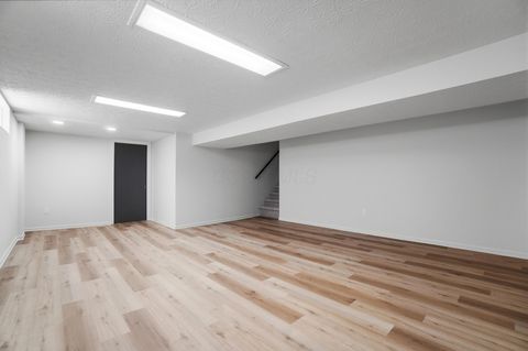 Tiny photo for 961 E College Avenue, Westerville, OH 43081 (MLS # 226003290)