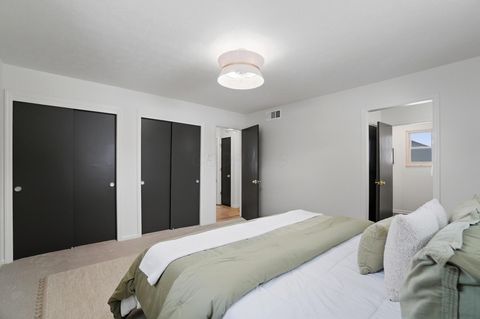 Tiny photo for 961 E College Avenue, Westerville, OH 43081 (MLS # 226003290)