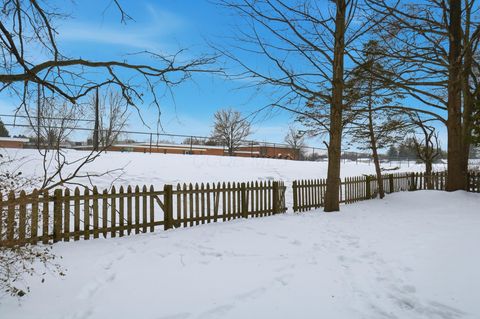 Tiny photo for 961 E College Avenue, Westerville, OH 43081 (MLS # 226003290)