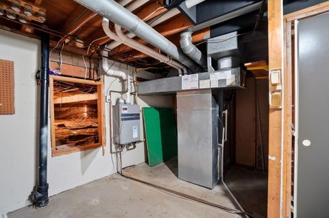 Tiny photo for 961 E College Avenue, Westerville, OH 43081 (MLS # 226003290)