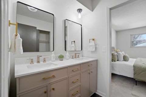 Tiny photo for 961 E College Avenue, Westerville, OH 43081 (MLS # 226003290)