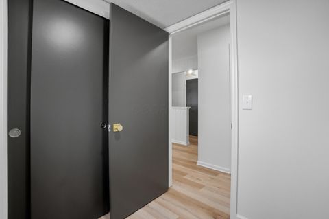 Tiny photo for 961 E College Avenue, Westerville, OH 43081 (MLS # 226003290)