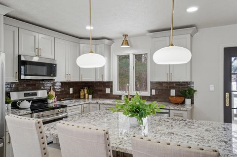 Tiny photo for 961 E College Avenue, Westerville, OH 43081 (MLS # 226003290)