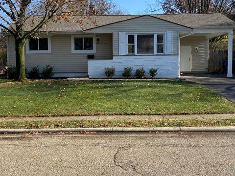 Photo of 5318 Eisenhower Road, Columbus, OH 43229 (MLS # 225043561)