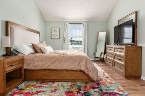 Tiny photo for 5570 Oldwynne Road, Hilliard, OH 43026 (MLS # 226003267)