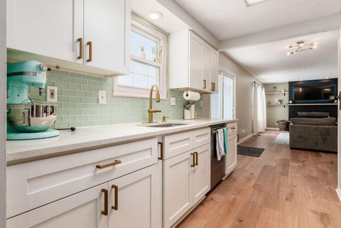 Tiny photo for 5570 Oldwynne Road, Hilliard, OH 43026 (MLS # 226003267)