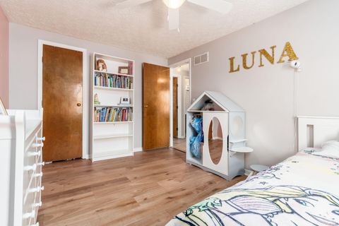 Tiny photo for 5570 Oldwynne Road, Hilliard, OH 43026 (MLS # 226003267)