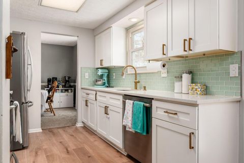 Tiny photo for 5570 Oldwynne Road, Hilliard, OH 43026 (MLS # 226003267)