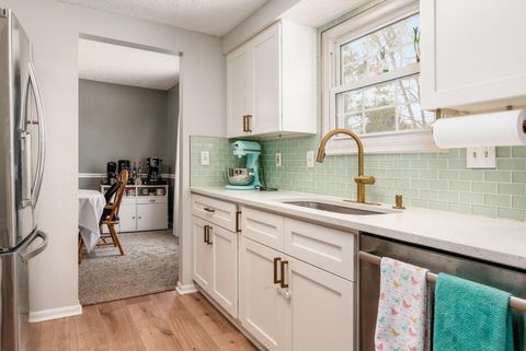 Tiny photo for 5570 Oldwynne Road, Hilliard, OH 43026 (MLS # 226003267)