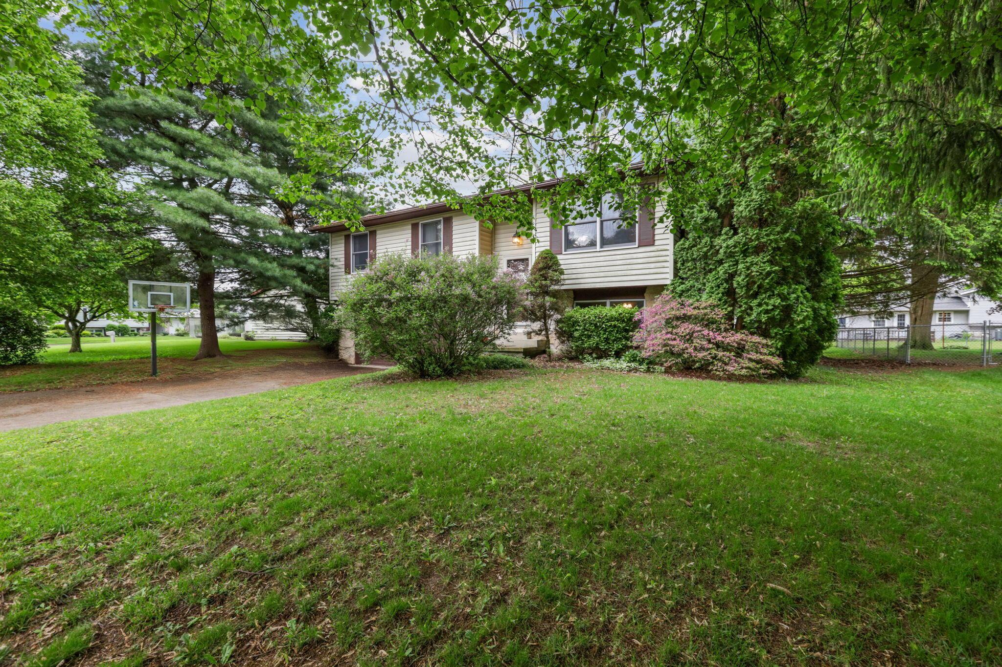 475 Courtney Drive, Newark, Ohio image 3