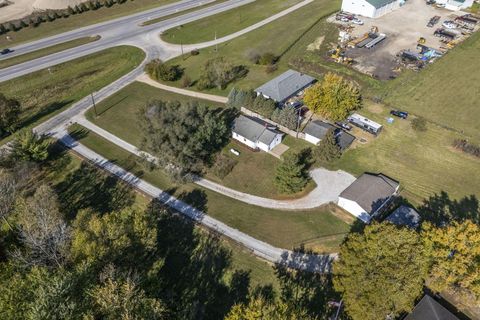 Tiny photo for 9520 Picway Road, Lockbourne, OH 43137 (MLS # 225041006)