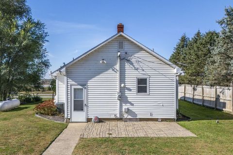 Tiny photo for 9520 Picway Road, Lockbourne, OH 43137 (MLS # 225041006)