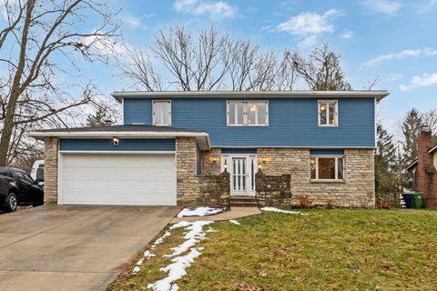 Photo of 113 Yorkshire Road, Delaware, OH 43015 (MLS # 226000662)