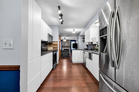 Tiny photo for 113 Yorkshire Road, Delaware, OH 43015 (MLS # 226000662)