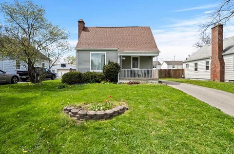 Photo of 145 Demorest Road, Columbus, OH 43204 (MLS # 226012211)