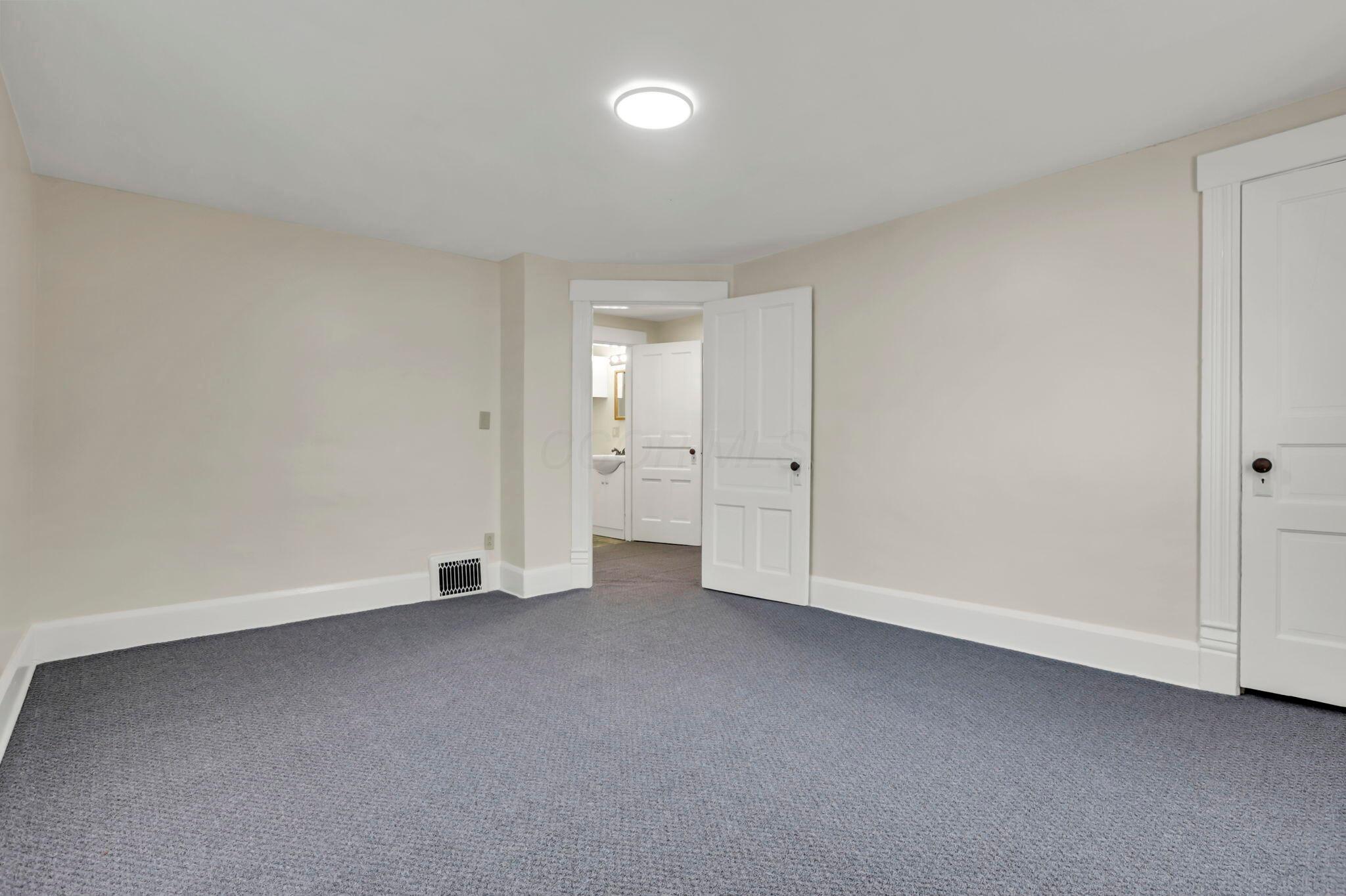 513 W Water Street, New Lexington, Ohio image 20