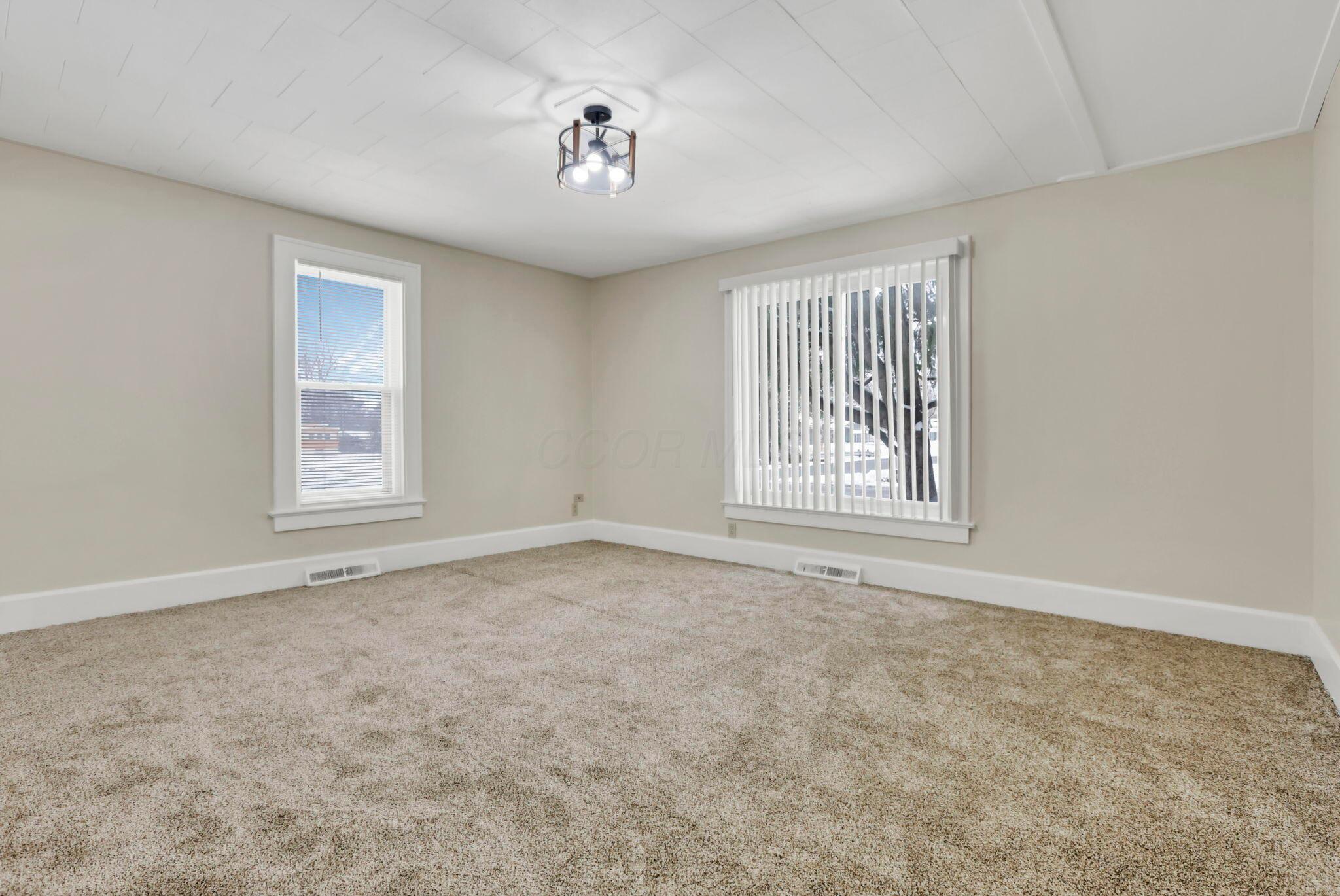 513 W Water Street, New Lexington, Ohio image 9