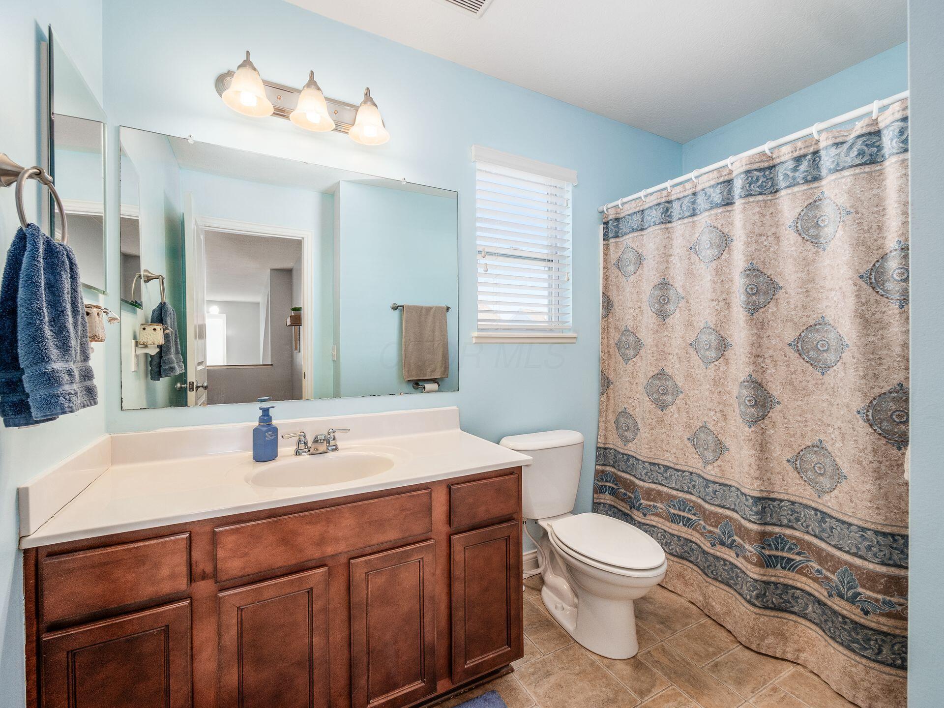 4475 Pebble Beach Drive, Grove City, Ohio image 31