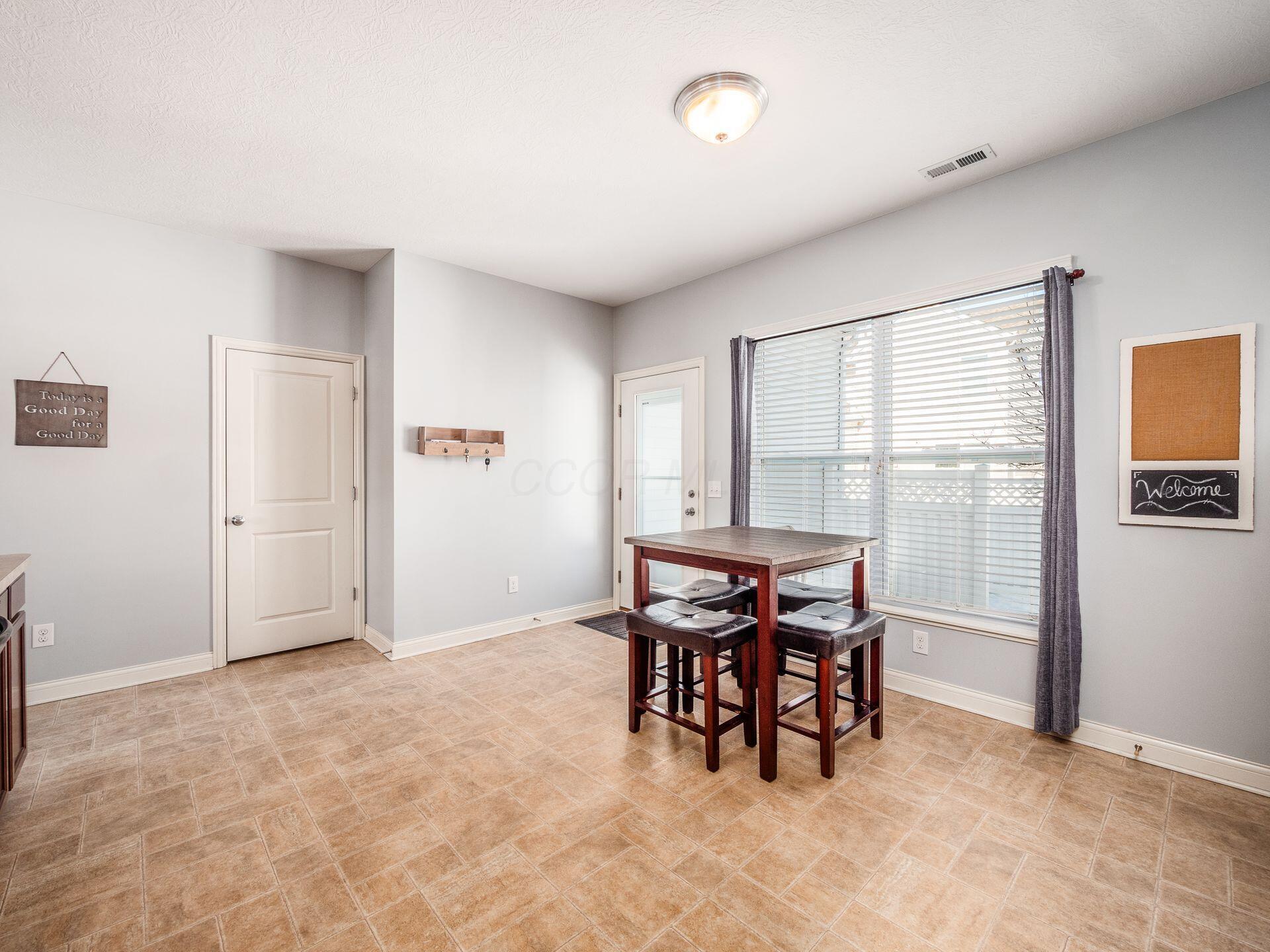 4475 Pebble Beach Drive, Grove City, Ohio image 17