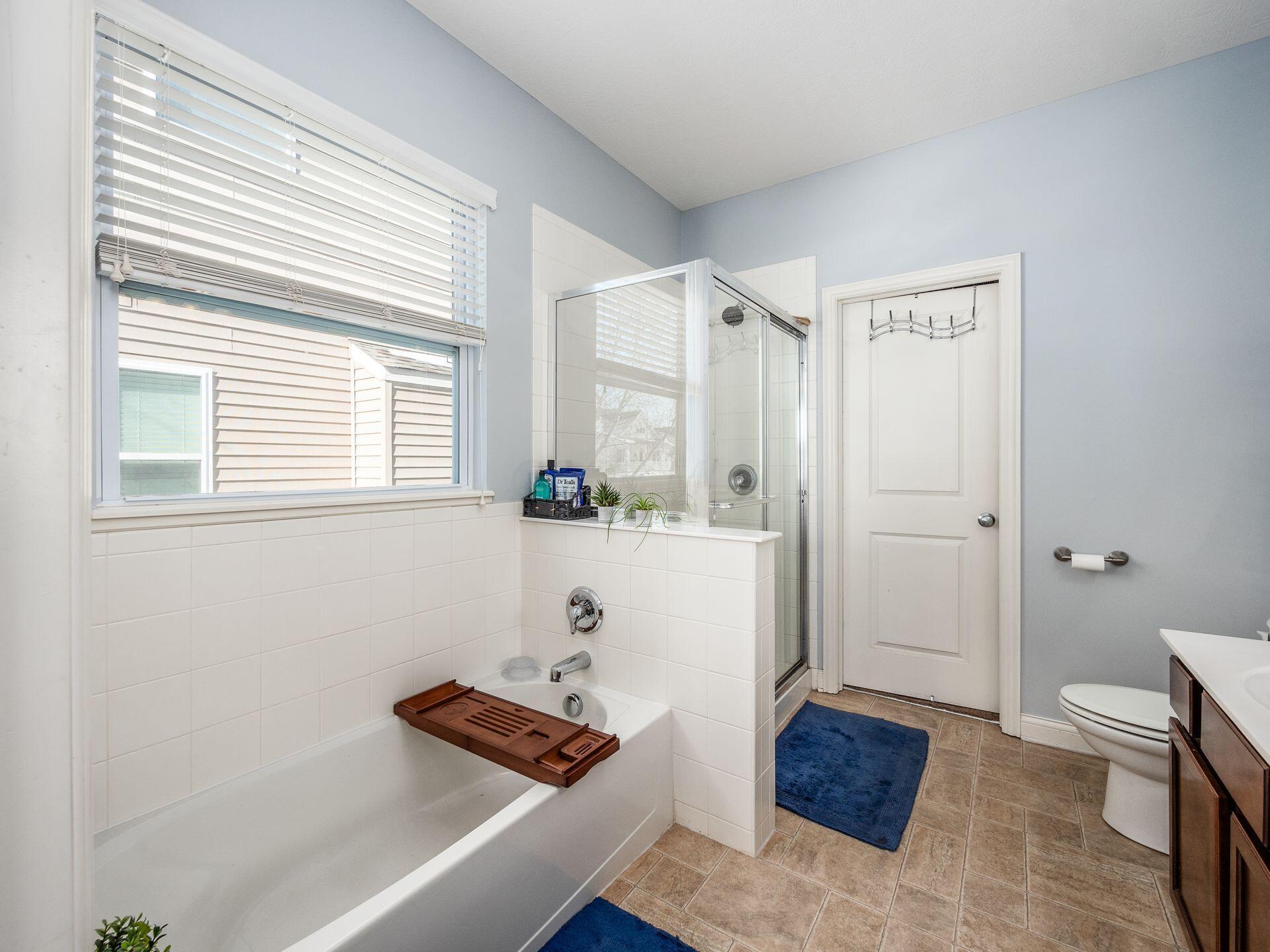 4475 Pebble Beach Drive, Grove City, Ohio image 24