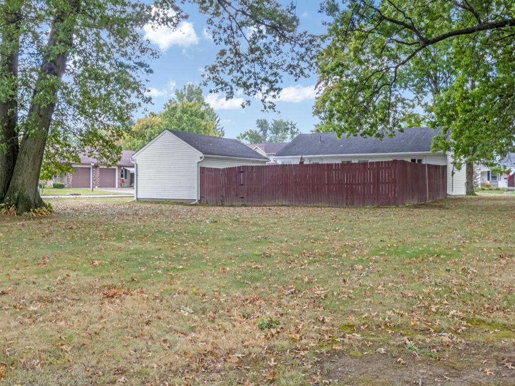 1584 Ridgewood Drive, Salem, Ohio image 23