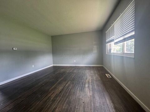 Tiny photo for 4002 Parsons Avenue, Columbus, OH 43207 (MLS # 226014451)