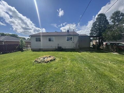 Tiny photo for 4002 Parsons Avenue, Columbus, OH 43207 (MLS # 226014451)