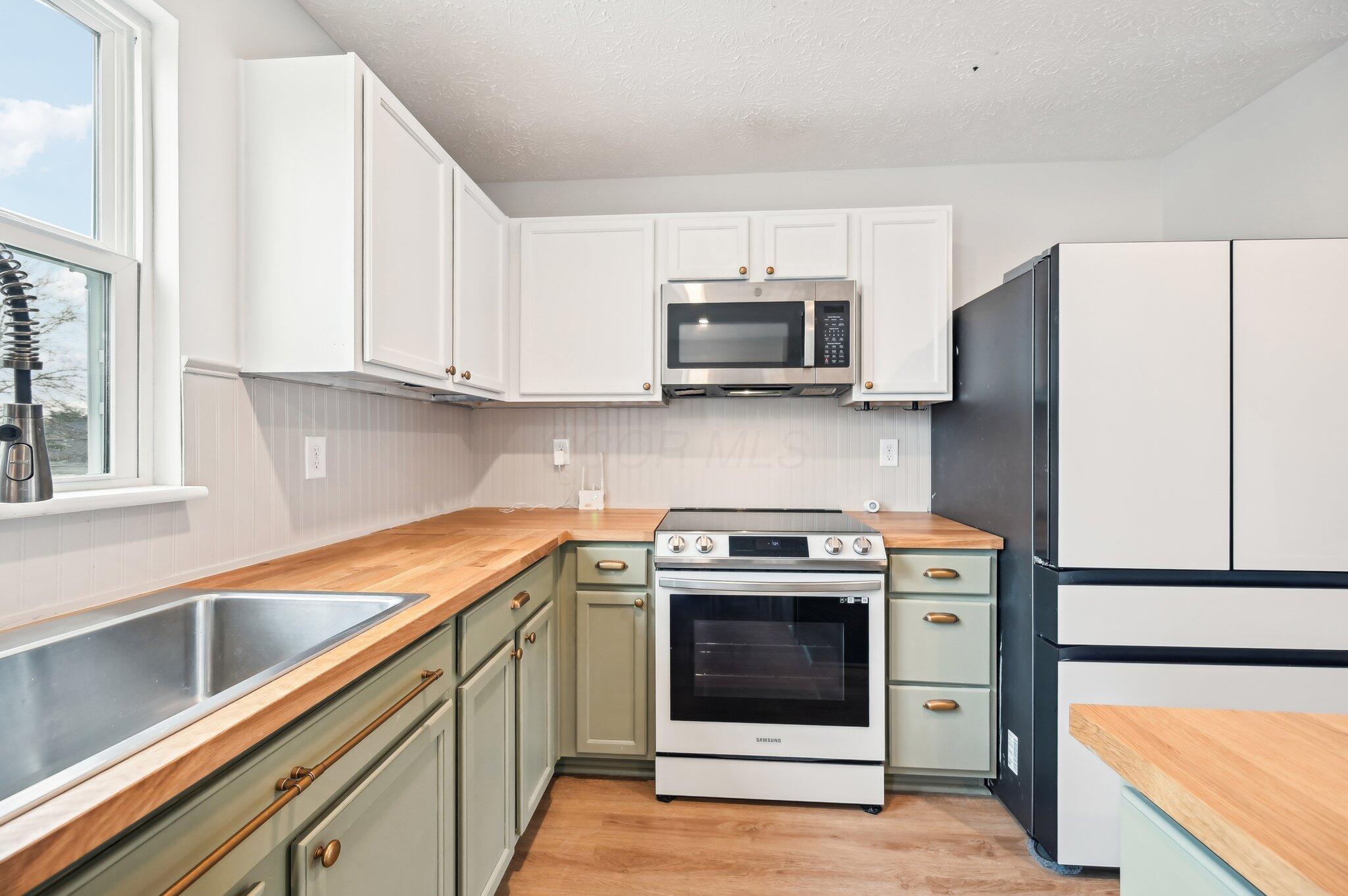5244 Earhart Drive, Groveport, Ohio image 18