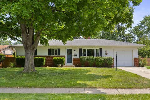 Homes For Sale - 5566 Sandalwood Boulevard<br/> Columbus, OH 43229