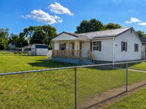 Tiny photo for 640 Glencroft Avenue, Chillicothe, OH 45601 (MLS # 226033805)