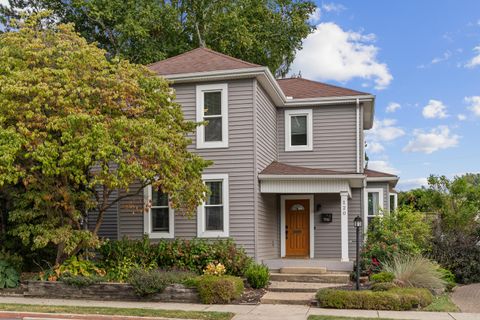 Photo of 120 W Columbus Street, Pickerington, OH 43147 (MLS # 225044395)