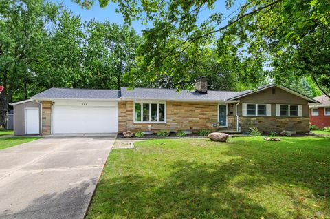 Photo of 366 Hickory Drive, Marysville, OH 43040 (MLS # 226015059)